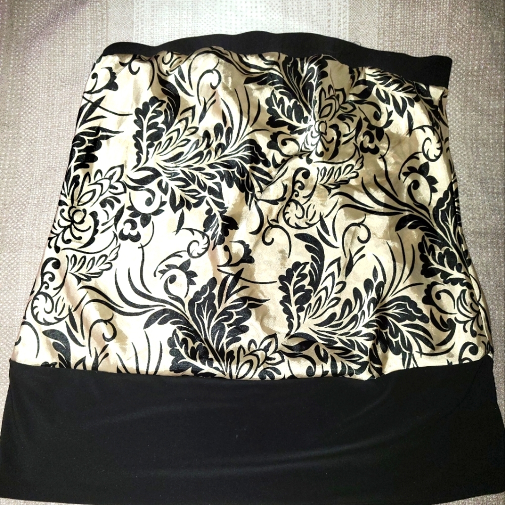 Lane Bryant Skirt. Size 18-20. Black/Cream
